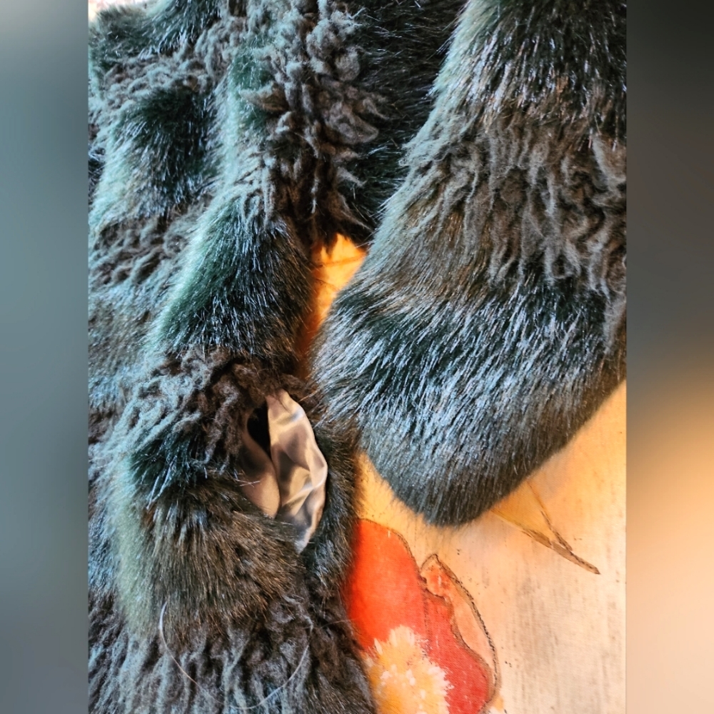 SHRIMPS Emerald Forest Green Textured Stripes FAUX FUR Vegan Winter Jacket XS - Picture 5 of 16